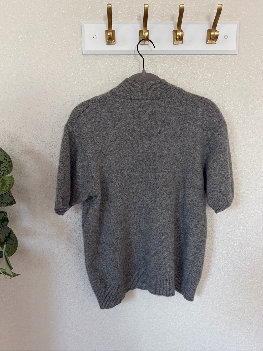 Vintage Grey Cable Knit Mock Neck Short Sleeve Sweater - Picture 2 of 6